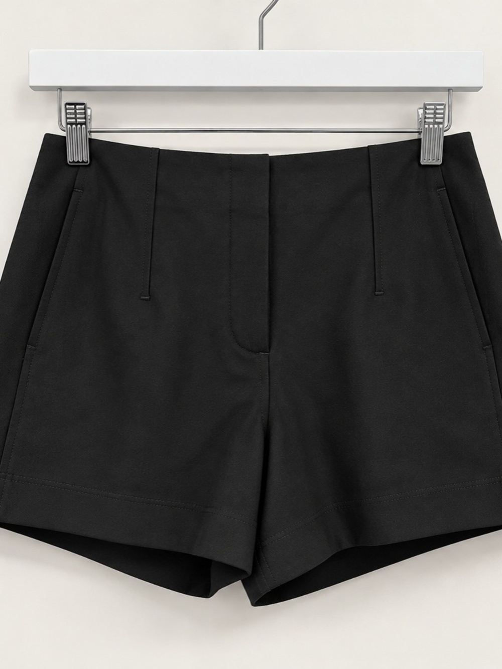 Lululemon Utilitech Relaxed-Fit HR Short 3.5" Black Size 2 NWT